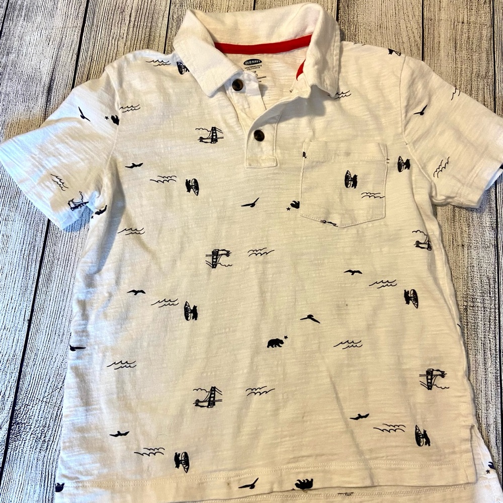 Boy’s Old Navy polo shirt